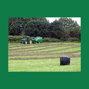 It's a Bale and Wrap T-Shirt