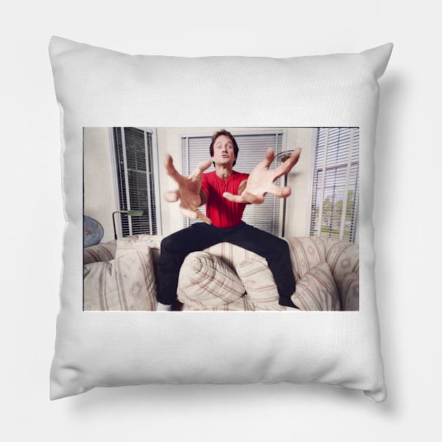 Robin Williams in colour Pillow by AndythephotoDr