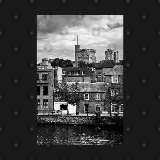 The Round Tower Above Windsor by IanWL