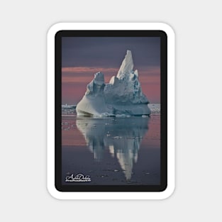 Iceberg III Magnet