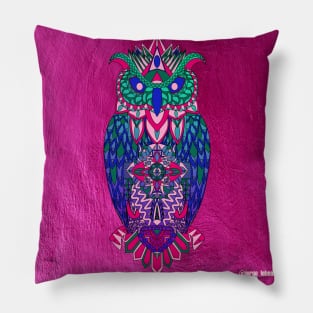 the wise wild owl ecopop Pillow