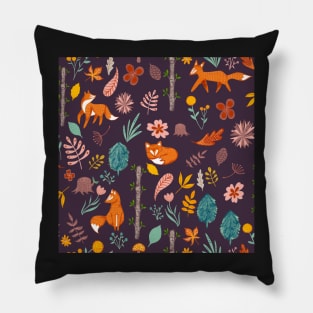 Woodland foxes Pillow
