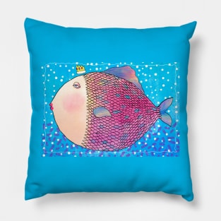 Fish rainbow queen and crown puzzle Pillow