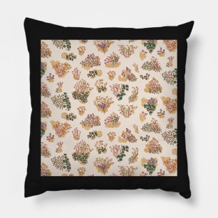 Traditional Japanese Vintage Cream Floral - Nanakusa The Seven Grasses of Autumn Pillow