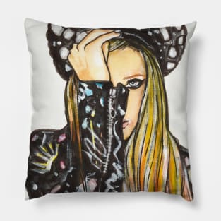 Singer Pillow