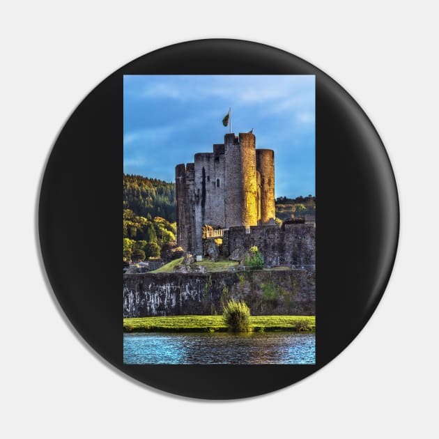 Towers Of Caerphilly Castle Gatehouse Pin by IanWL