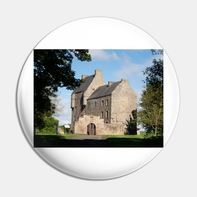 Lallybroch Castle Pin by goldyart
