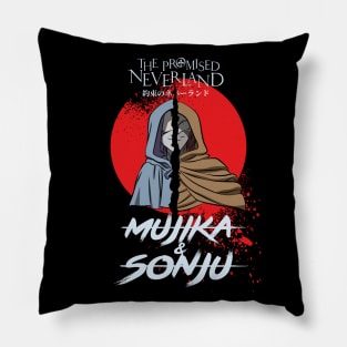 THE PROMISED NEVERLAND: MUJIKA Y SONJU Pillow