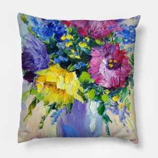 A bouquet of flowers in a vase Pillow