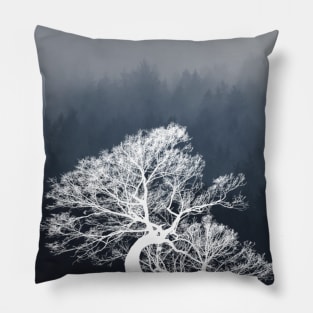 The white Forest Pillow