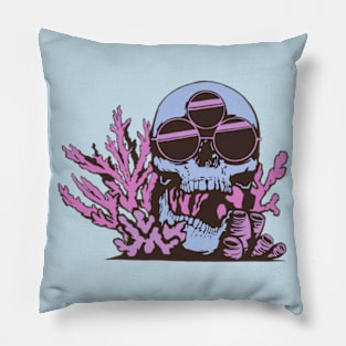 Dizzy skull Pillow