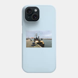 Seagulls after an easy meal Phone Case