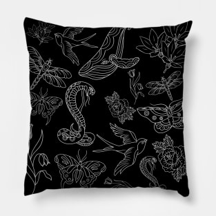 Animal, Nature and the natural world print Pillow