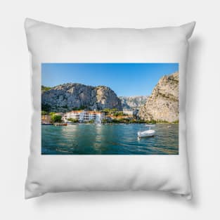 Omiš Pillow