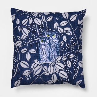 NIGHT OWLS AMONG WHITE LEAVES AND TREE BRANCHES Blue Floral Pillow