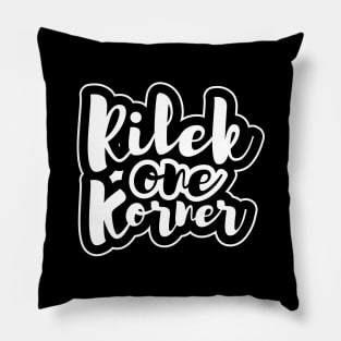 Rilek One Korner Pillow