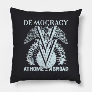 Democracy Double V - light Pillow