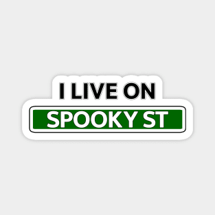 I live on Spooky St Magnet