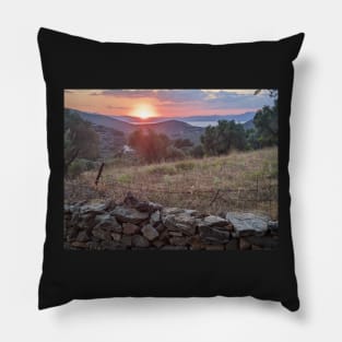 West Pillow