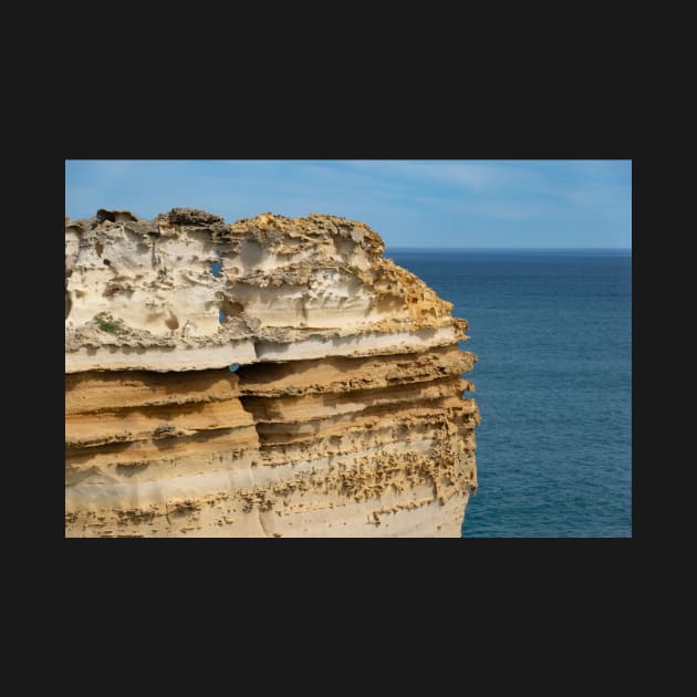 Layered limestone cliff at Loch Ard Gorge, Australia. by sma1050