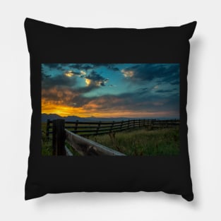 Sunset View East of the Flatiron Mountains Pillow