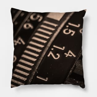 Manual Shoot Pillow