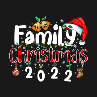 Family Christmas 2022 Merry Xmas Ball Light Garden Reindeer T-Shirt