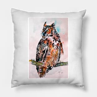 Great horned owl Pillow