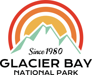 Glacier Bay National Park Retro Magnet