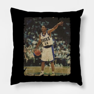 Mr. Shuttleworth - Ray Allen Pillow