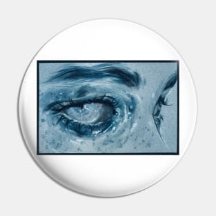 Blue eyes Pin