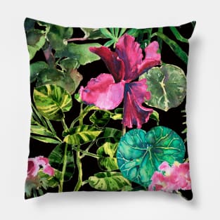 Seamless tropical flower, plant and leaf pattern background Pillow