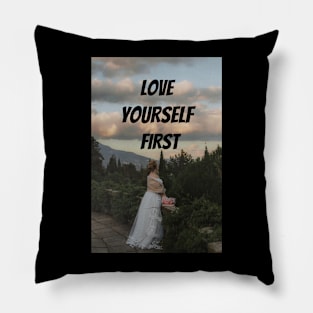 Inspire art to reality through quotes Pillow