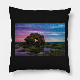 Keyhole Rock, Bridgewater Bay,Blairgowrie, Mornington Peninsula, Victoria, Australia Pillow