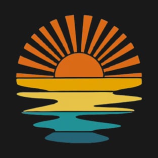 Retro Sunset Rays Wavy , sun lover T-Shirt