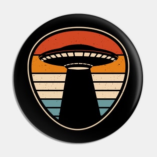 Retro Ufo Pin