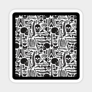 Skull Pattern Magnet