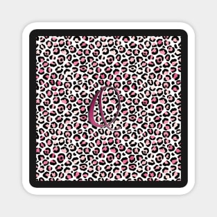 Letter Q Monogram & Pink Leopard Print Magnet