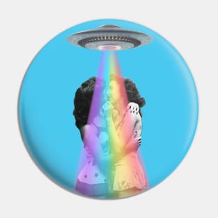 Love is love is love // Pride & UFOs Pin