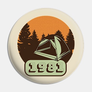 Camping Vintage Pin