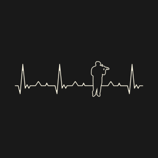 Violin Playing. Heart. Love. EKG. Pulse. Beat. T-Shirt