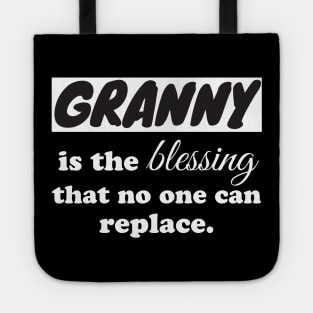 Granny is the blessing that no one can replace Tote