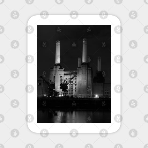 Battersea Power Station, London Magnet by Chris Petty