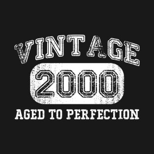 Vintage 2000 Birthday Gift, 21 Years Old Birthday, Born in 2000 T-Shirt