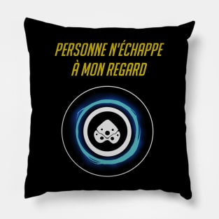 No one can hide from my sight - French Pillow