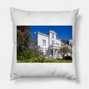 Old Bremen Villa, Schwachhausen, Bremen Pillow