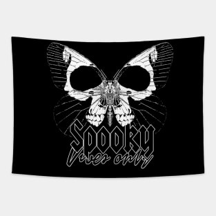 spooky vibes only cool skull Halloween-style design Tapestry