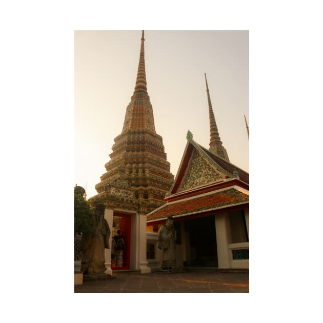 Fourth entrance view to Phra Chedi Rai at Wat Pho by kall3bu