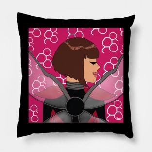 Nadia Pillow