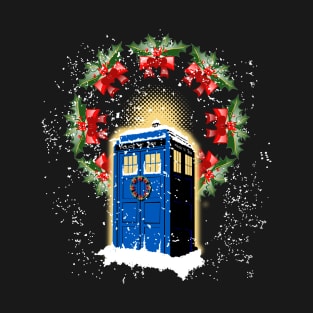 A WARM AND CONFORTABLE TARDIS I N THE SNOWSTORM T-Shirt